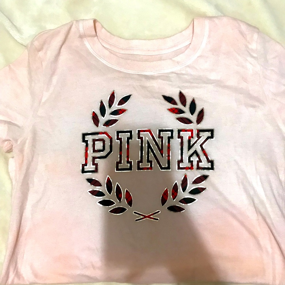Pink tee